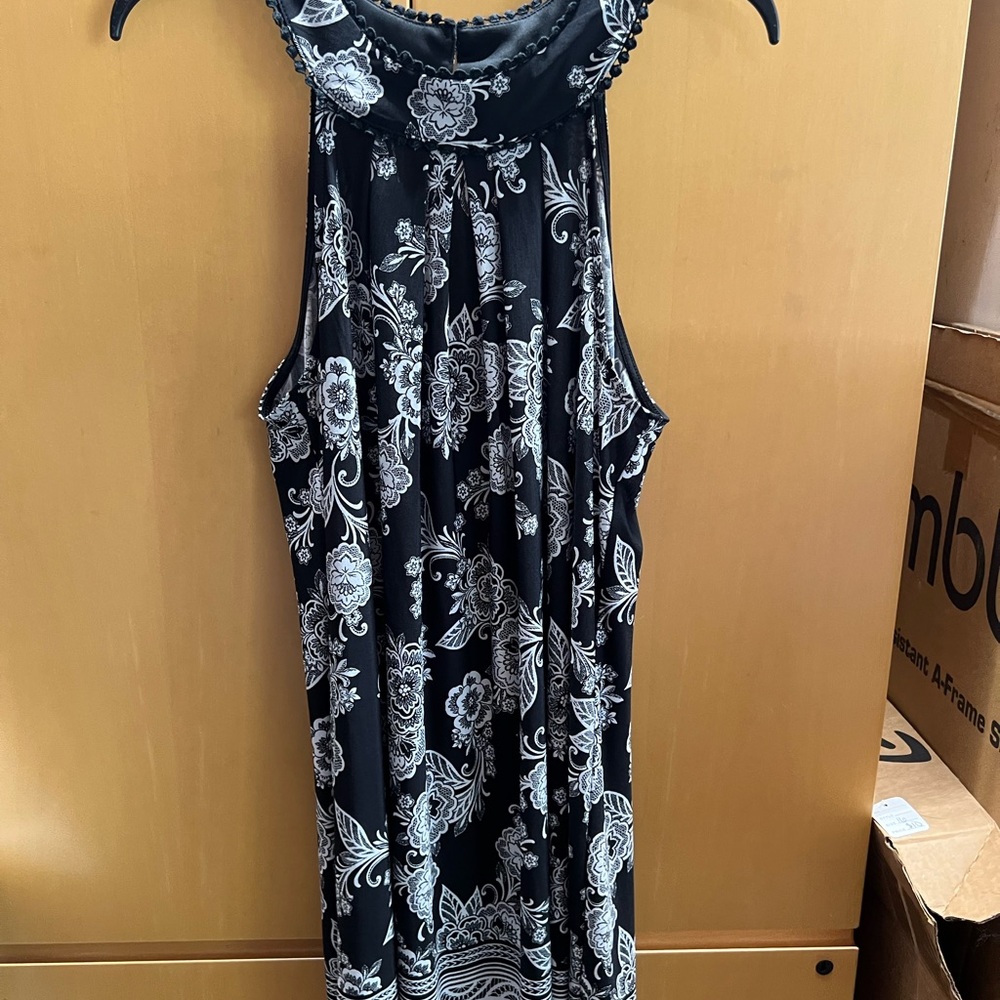 Sundress Sleeves Black & White Size XXL